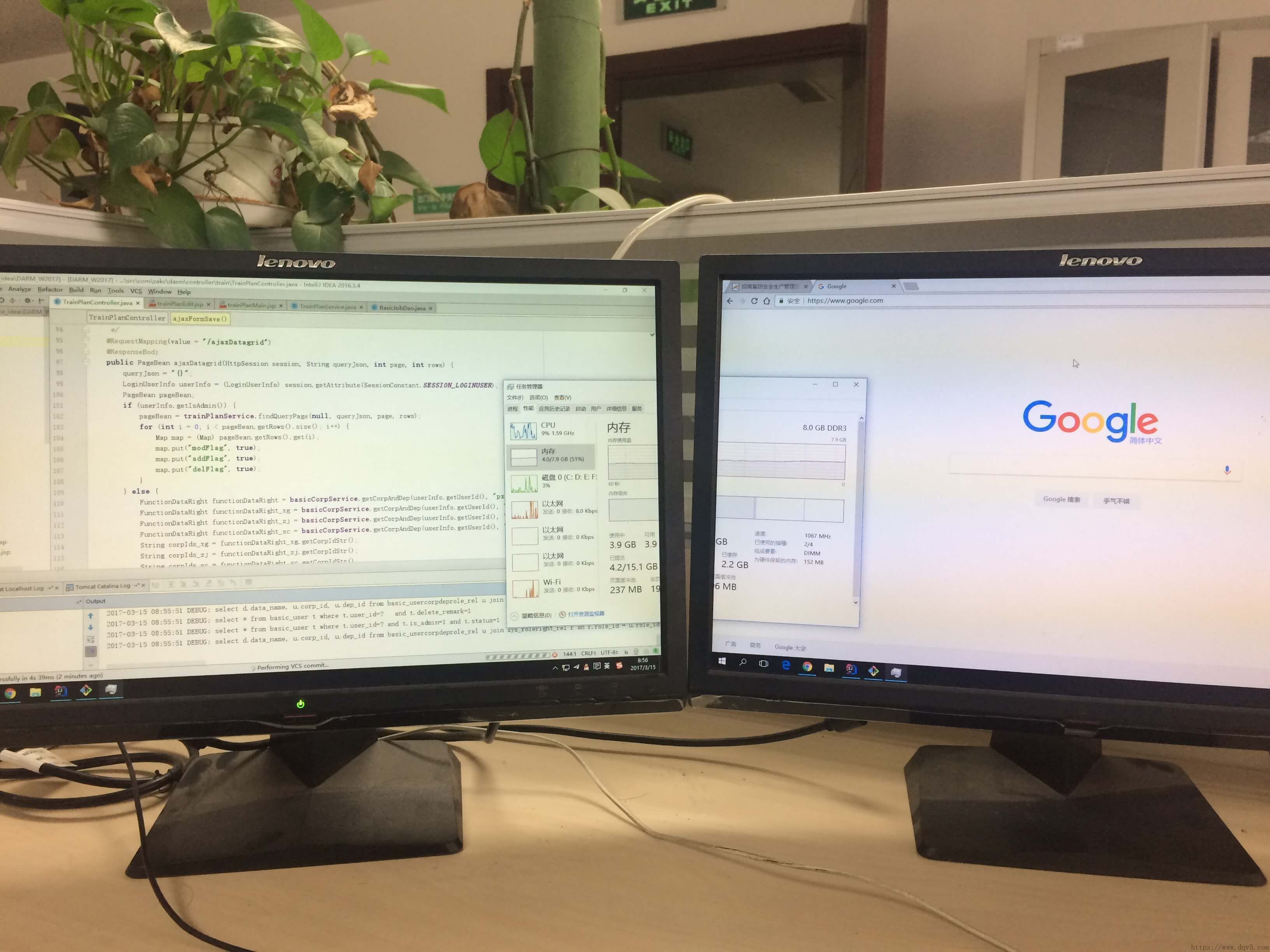 一台电脑怎么接两个显示器（一个电脑两个显示器的连接方法） - 电脑知识学习网